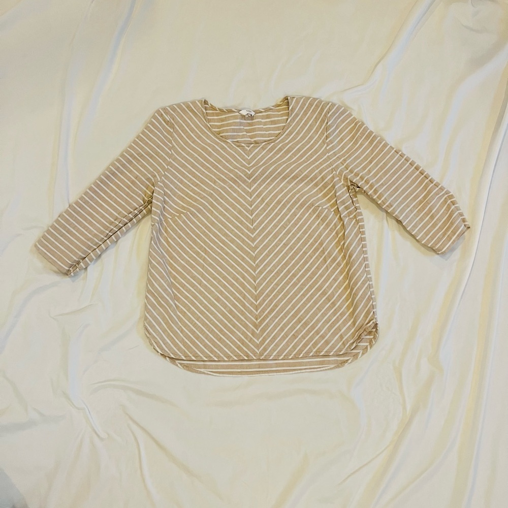 Women’s linen top